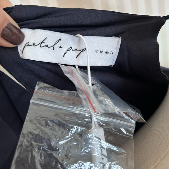 Petal & Pup Navy Seychelle Asymmetric Tiered
Cocktail Party Dress Size 12 NWT - Picture 7 of 11